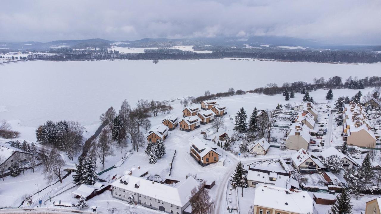 Resort Male Lipno Cerna v Posumavi Ngoại thất bức ảnh