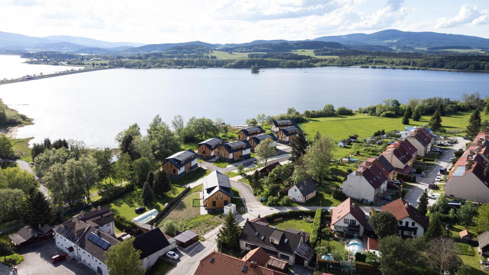 Resort Male Lipno Cerna v Posumavi Ngoại thất bức ảnh