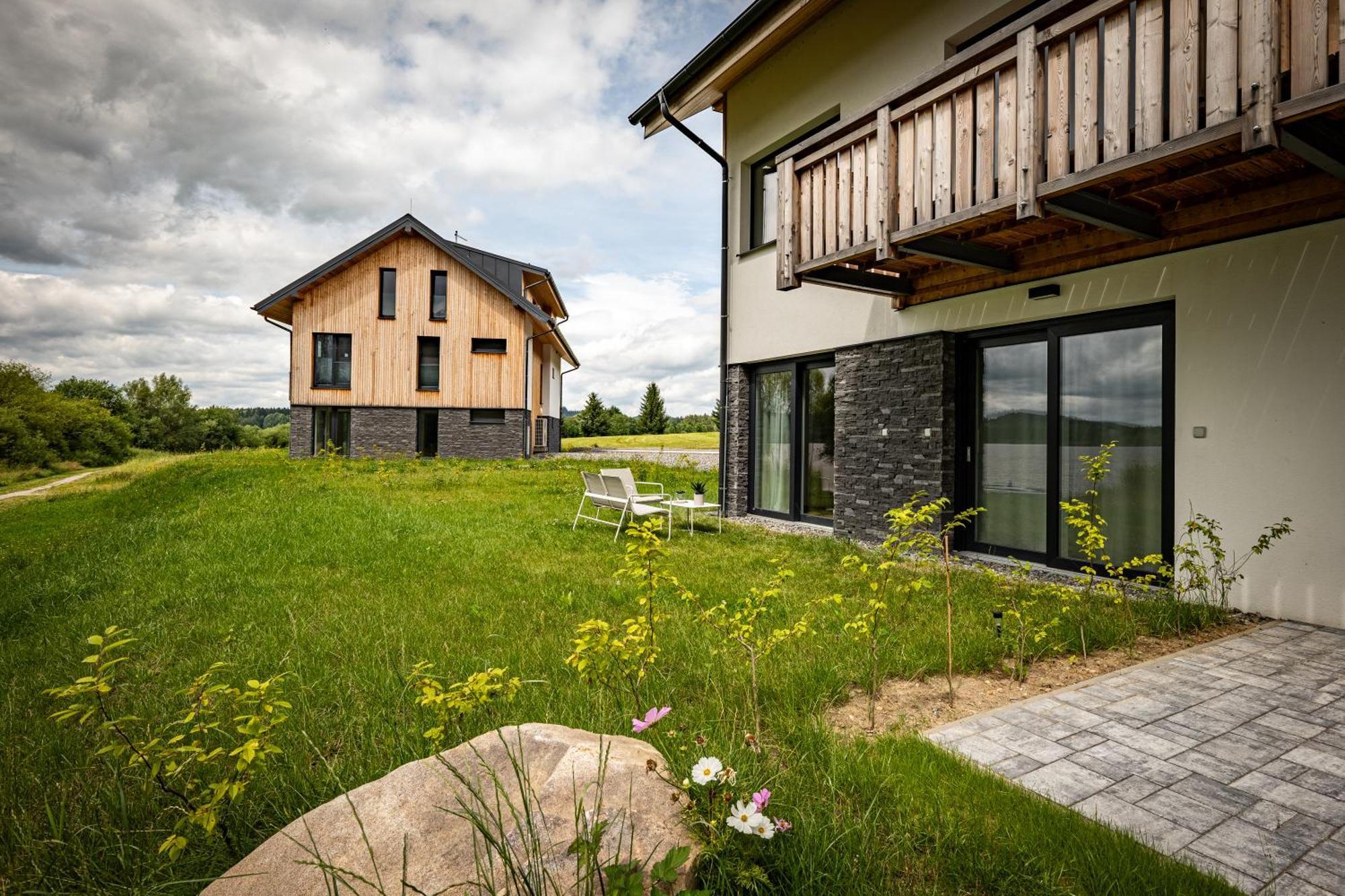 Resort Male Lipno Cerna v Posumavi Ngoại thất bức ảnh